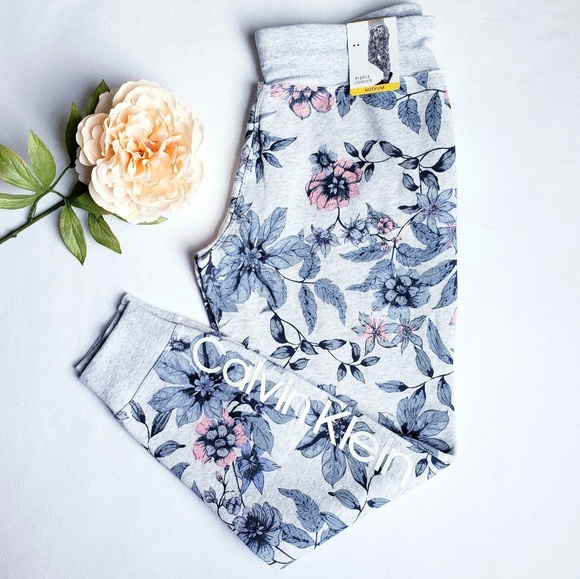 Calvin Klein Pants - Calvin Klein Jogger